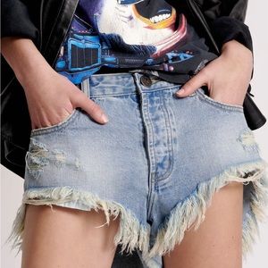 HENDRIXE ROLLERS DENIM SHORT size 25